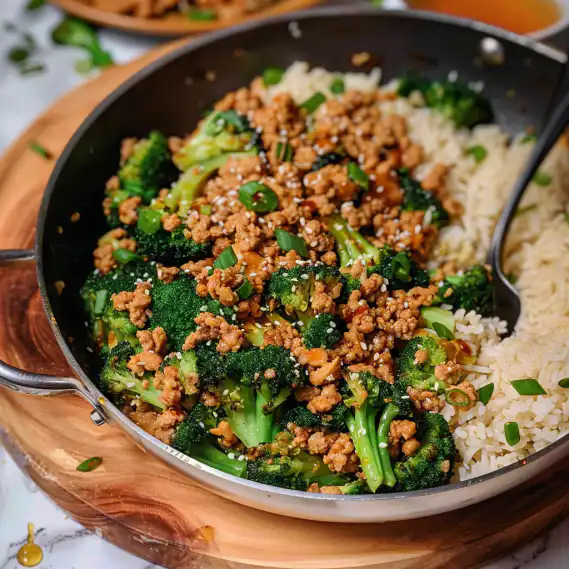 Honey Sriracha Ground Chicken and Broccoli – high protein, fiber-rich, gym-ready! 2 image 810