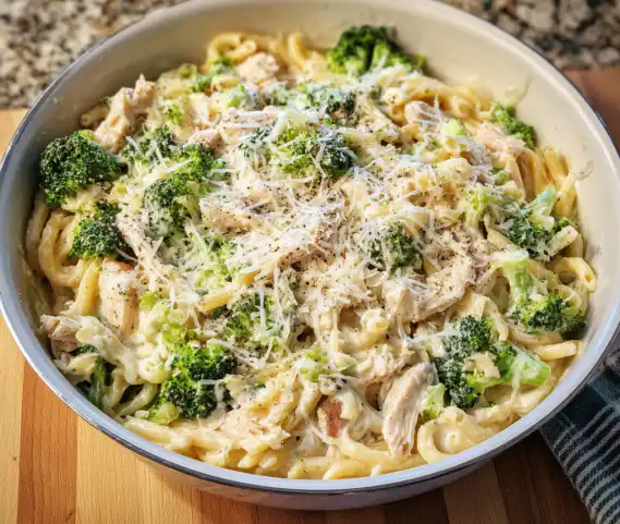 Creamy Rotisserie Chicken Broccoli Pasta: A Quick High Protein Dinner Recipe 2 image 51 e1777887767819